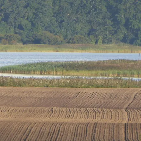 Gut Rattelvitz, Parterre A Ost Lejlighed