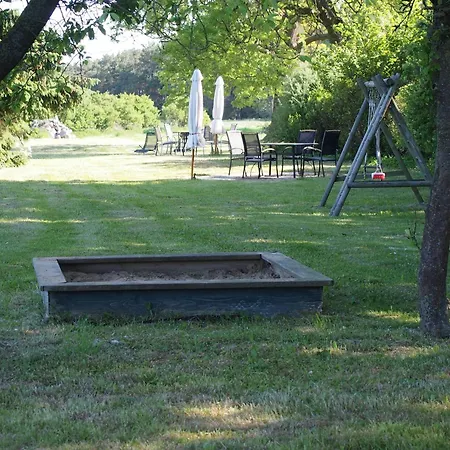 Gut Rattelvitz, Parterre A Ost Lejlighed